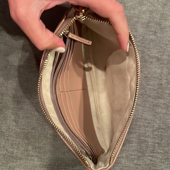 Gucci pink Patent leather wristlet wallet clutch - Picture 6 of 15